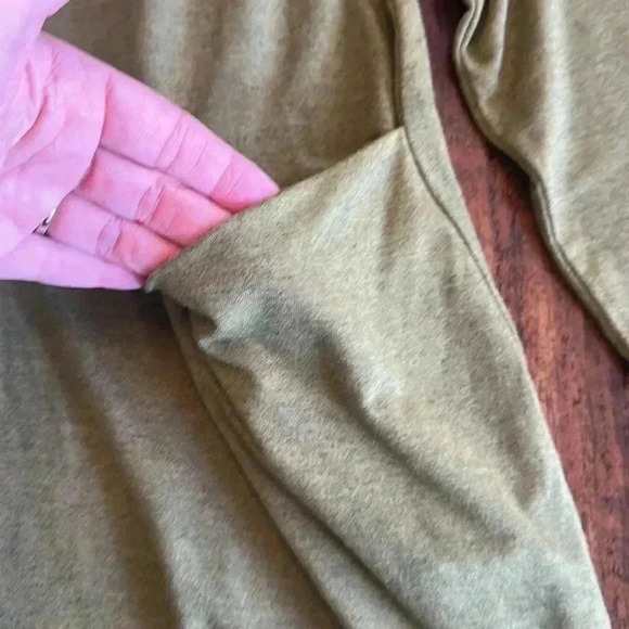 LIV by Habitat Clothes | “Audrey” Pintuck Tunic, Heather Olive Green - Picture 3 of 8